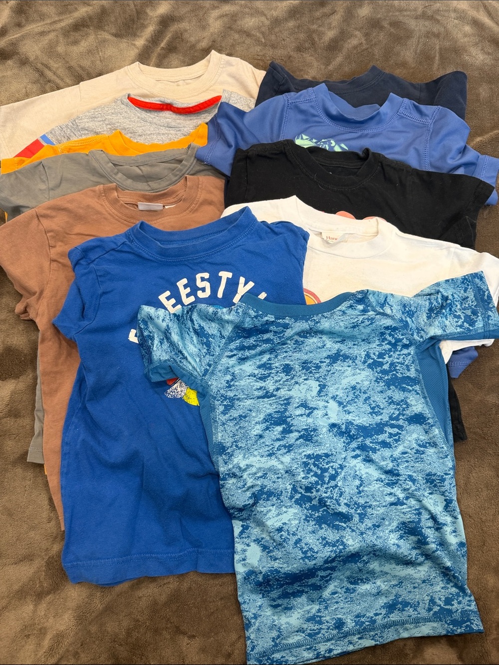 Bundle of 11 Kids Short-Sleeve Tee - Assorted colors and designs. (2)